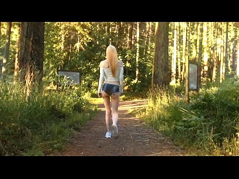 ❤️ Schöne Frau bewegt sich langsam, nicht nackt Video Beautiful porn bei de.cbddeluxe.top ☑